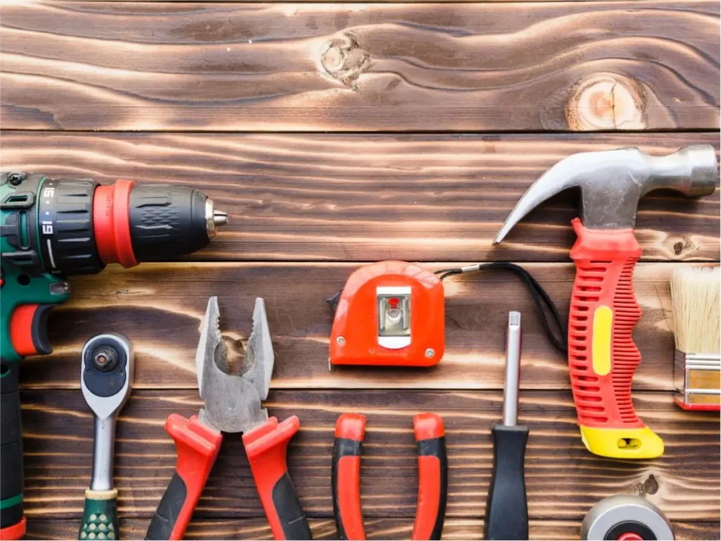 Perbedaan Hand Tools dan Power Tools untuk Proyek